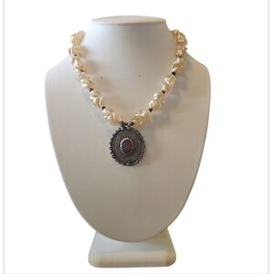 Vintage & Unique Lucite Cream Beige & Wine Red Glass Beaded Pendant Necklace.